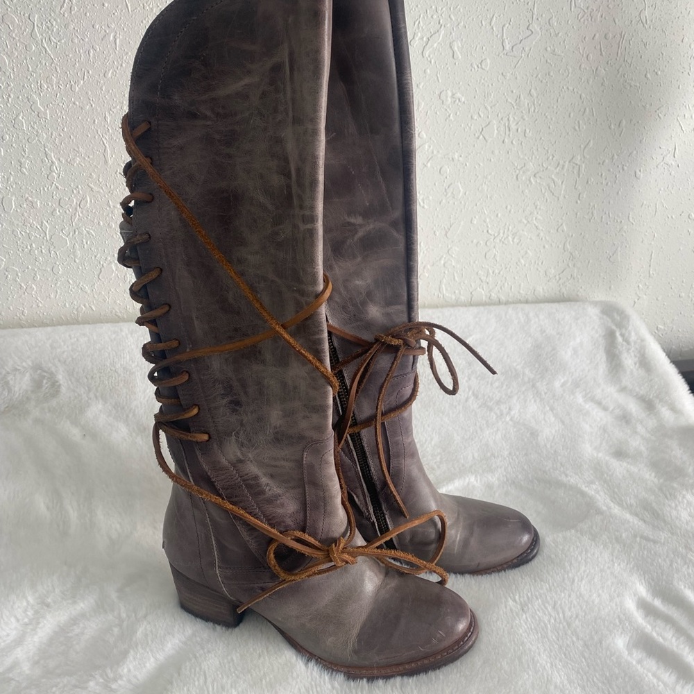 FreeBird Boots / Cosmo Stone